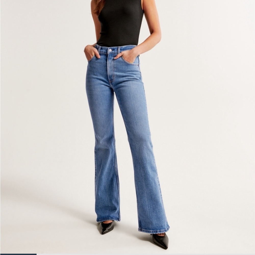NWOT Abercrombie & Fitch Vintage Flare Jeans